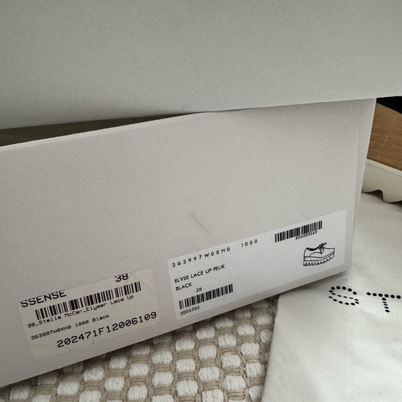 Stella McCartney Elyse Platforms Black - Picture 2 of 9